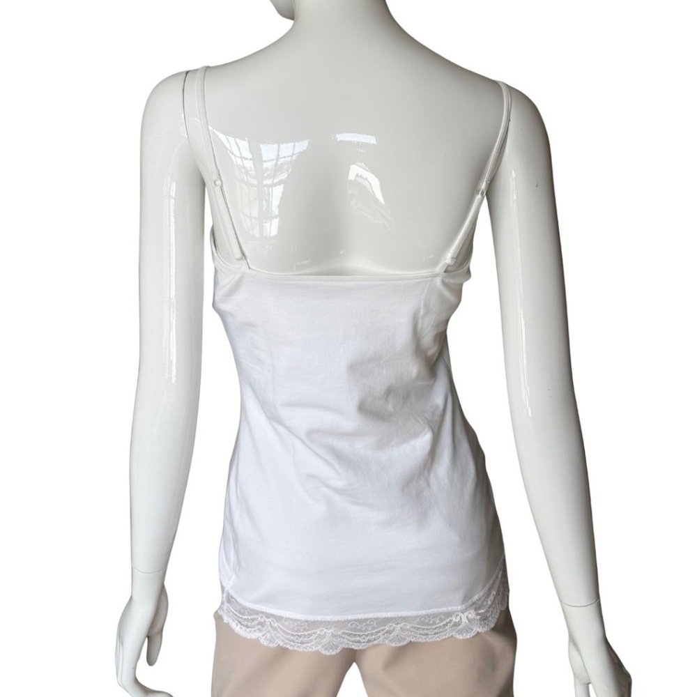 Express White Shelf Bra Cami With Lace Trim Neckline And Hem Size Medium NWT - Picture 2 of 4